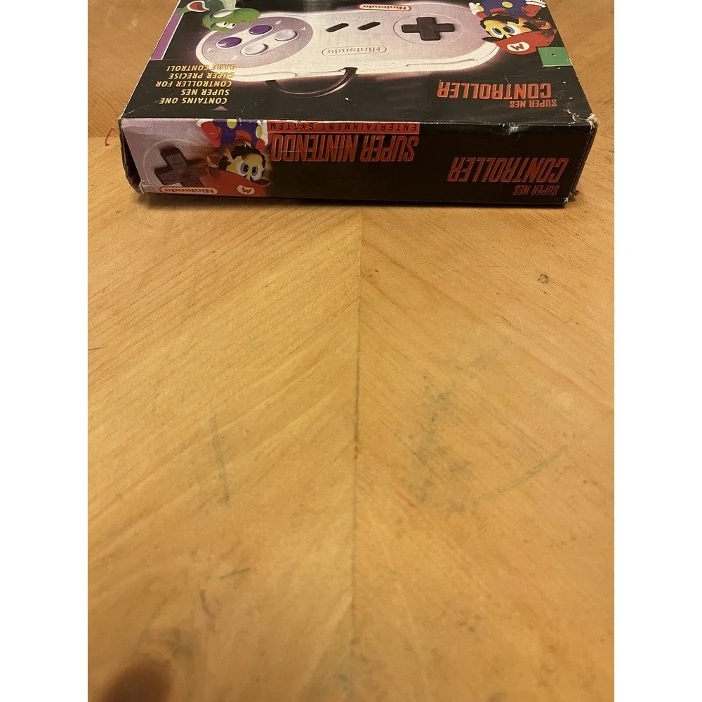 Official SUPER NINTENDO SNES Controller ORIGINAL AUTHENTIC WITH BOX Tested